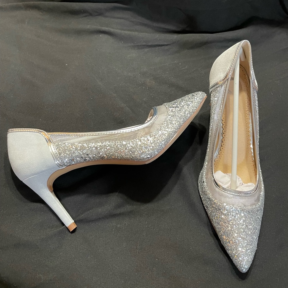 Elegant dress heel